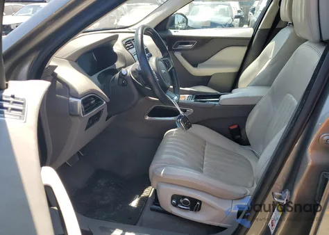 2019 Jaguar F-Pace Portfolio z USA, uszkodzony, nr VIN SADCN2GX0KA616456